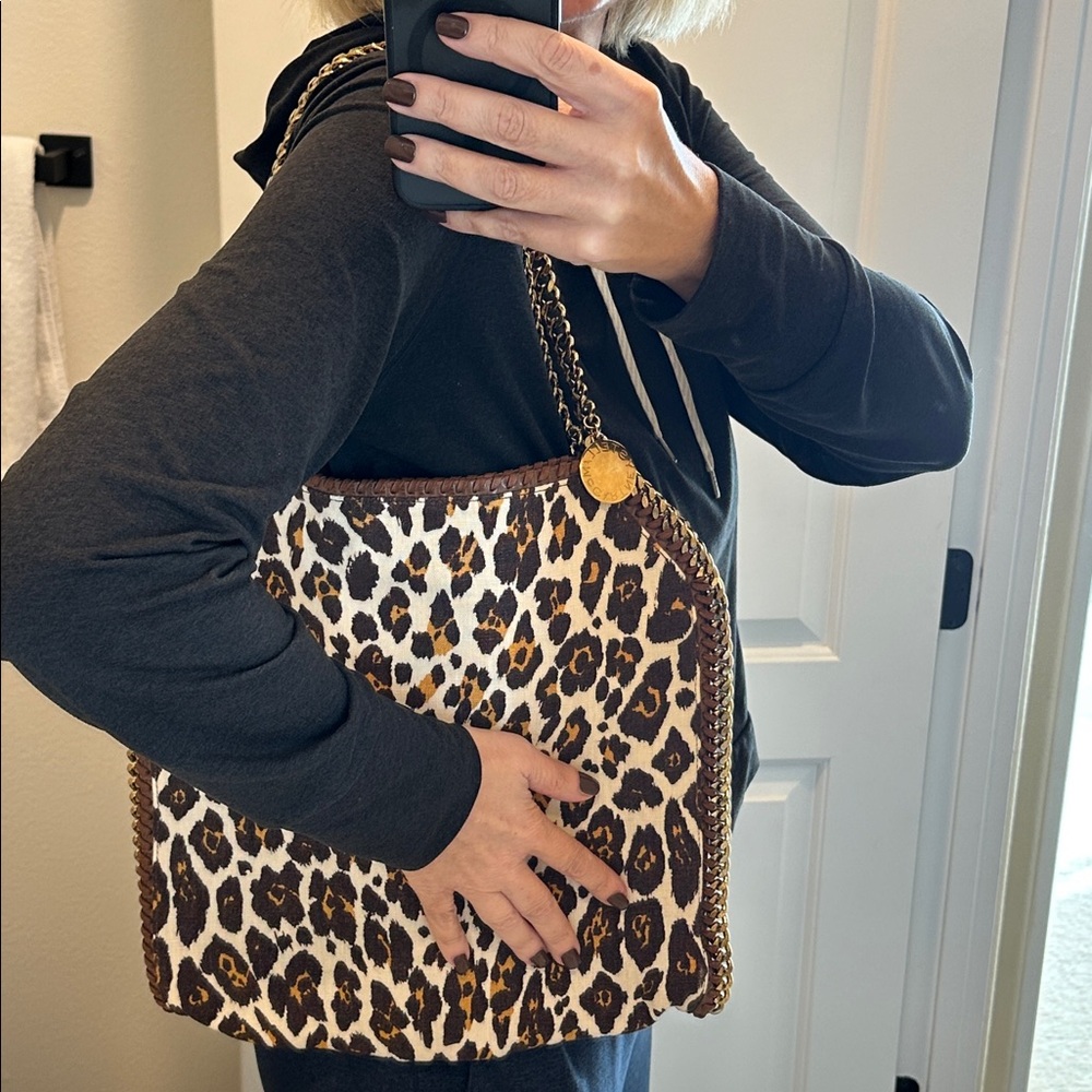 Stella McCartney - Brown Yellow Leopard Print on Cream Canvas Bag & Gold Chain - Picture 17 of 17